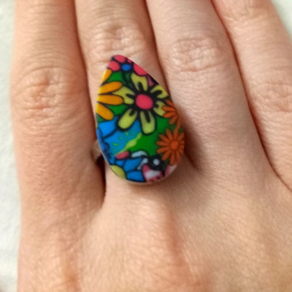 Hand crafted New colorful floral print statement shell cocktail ring